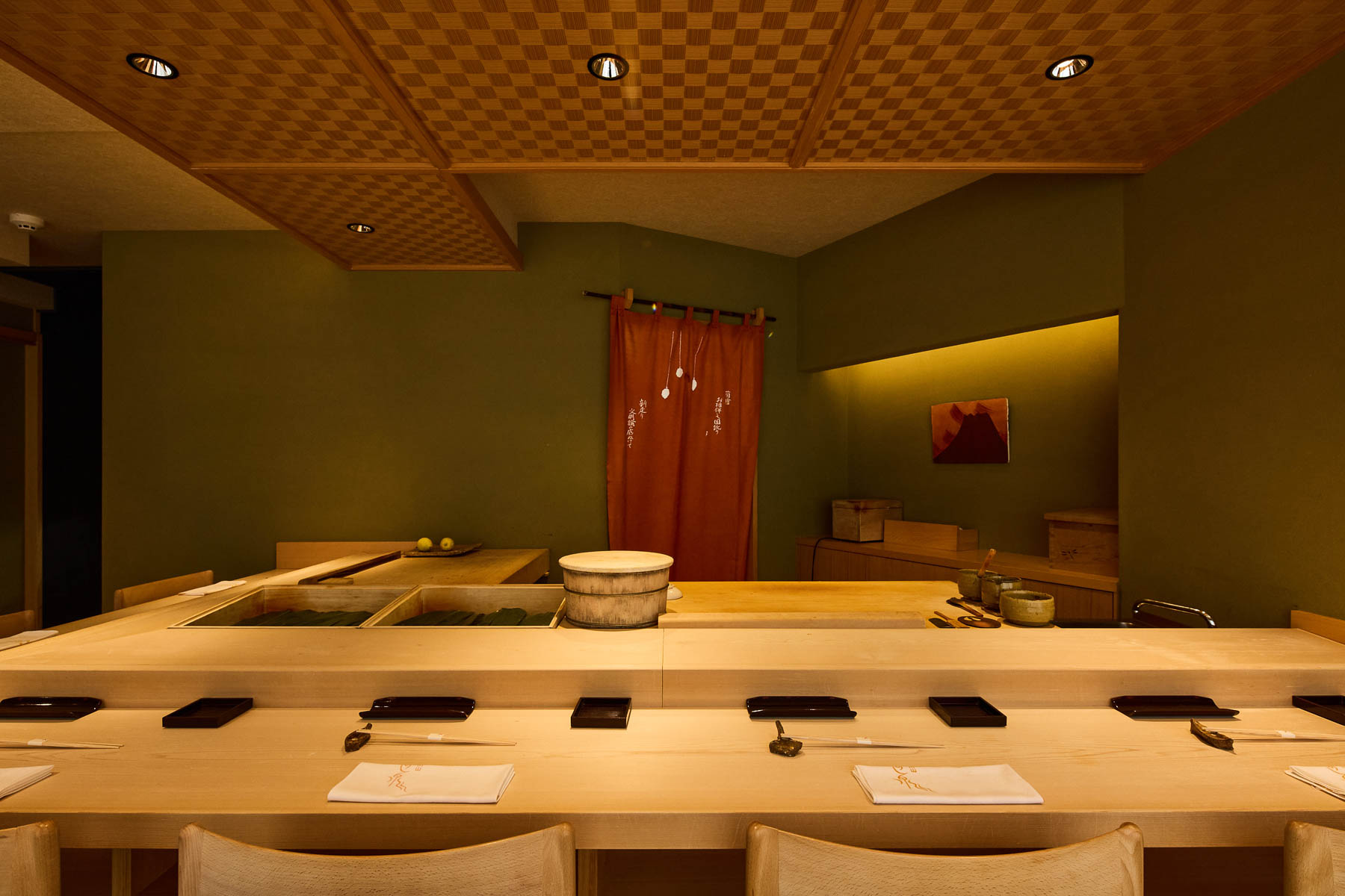 Aoyama SushiSen main image